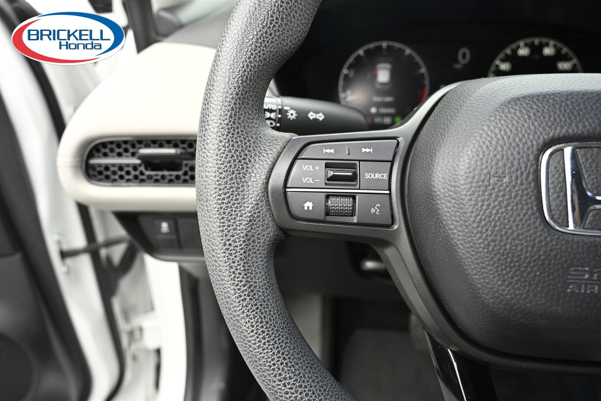 Used 2023 Honda HR-V LX image 29