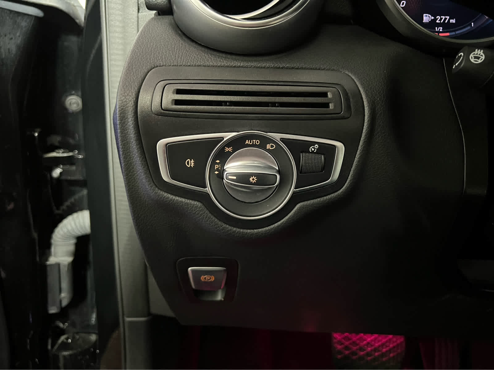 Used 2022 Mercedes-Benz GLC 300 4MATIC image 18