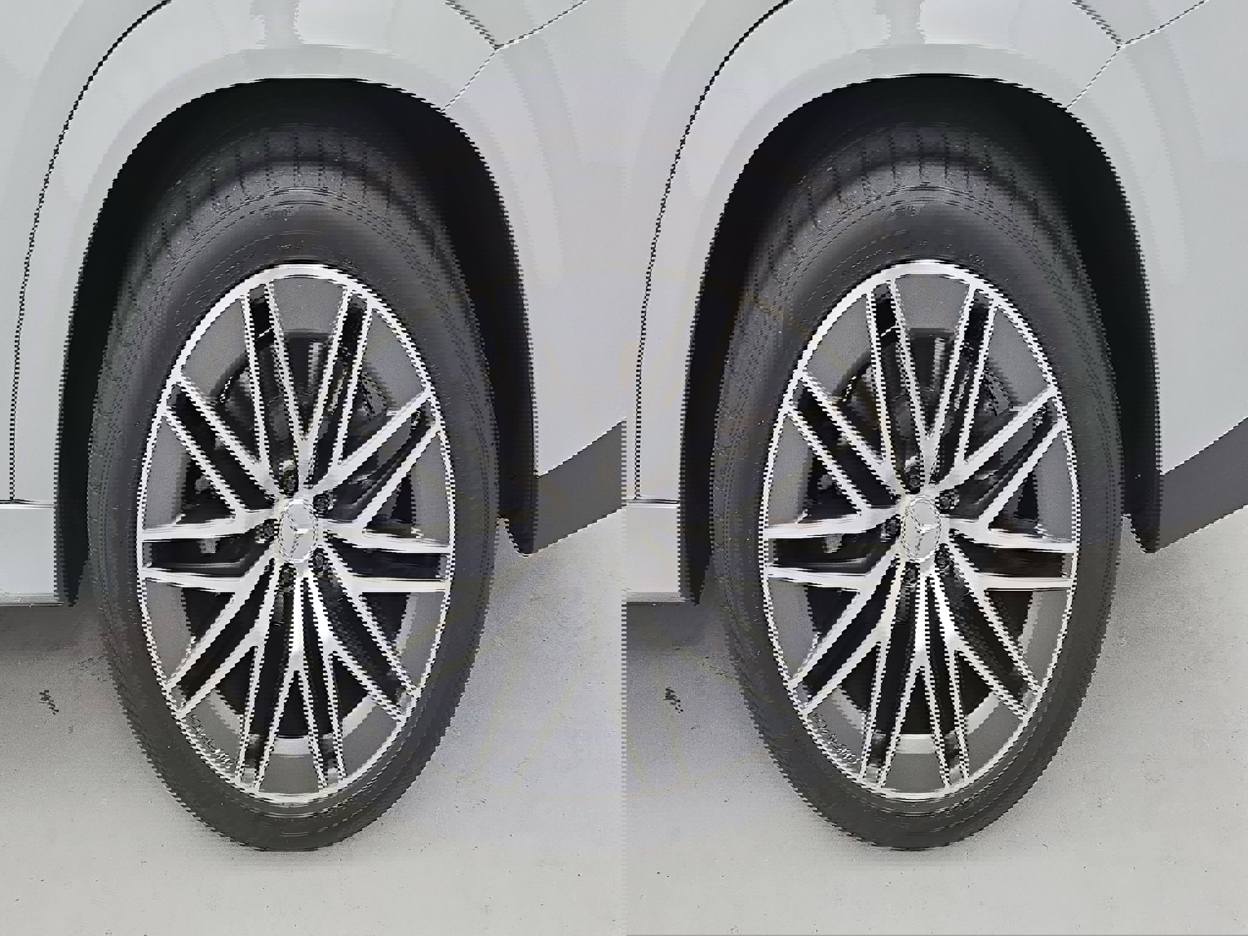 Certified 2025 Mercedes-Benz GLE 53 AMG 4MATIC Coupe image 33