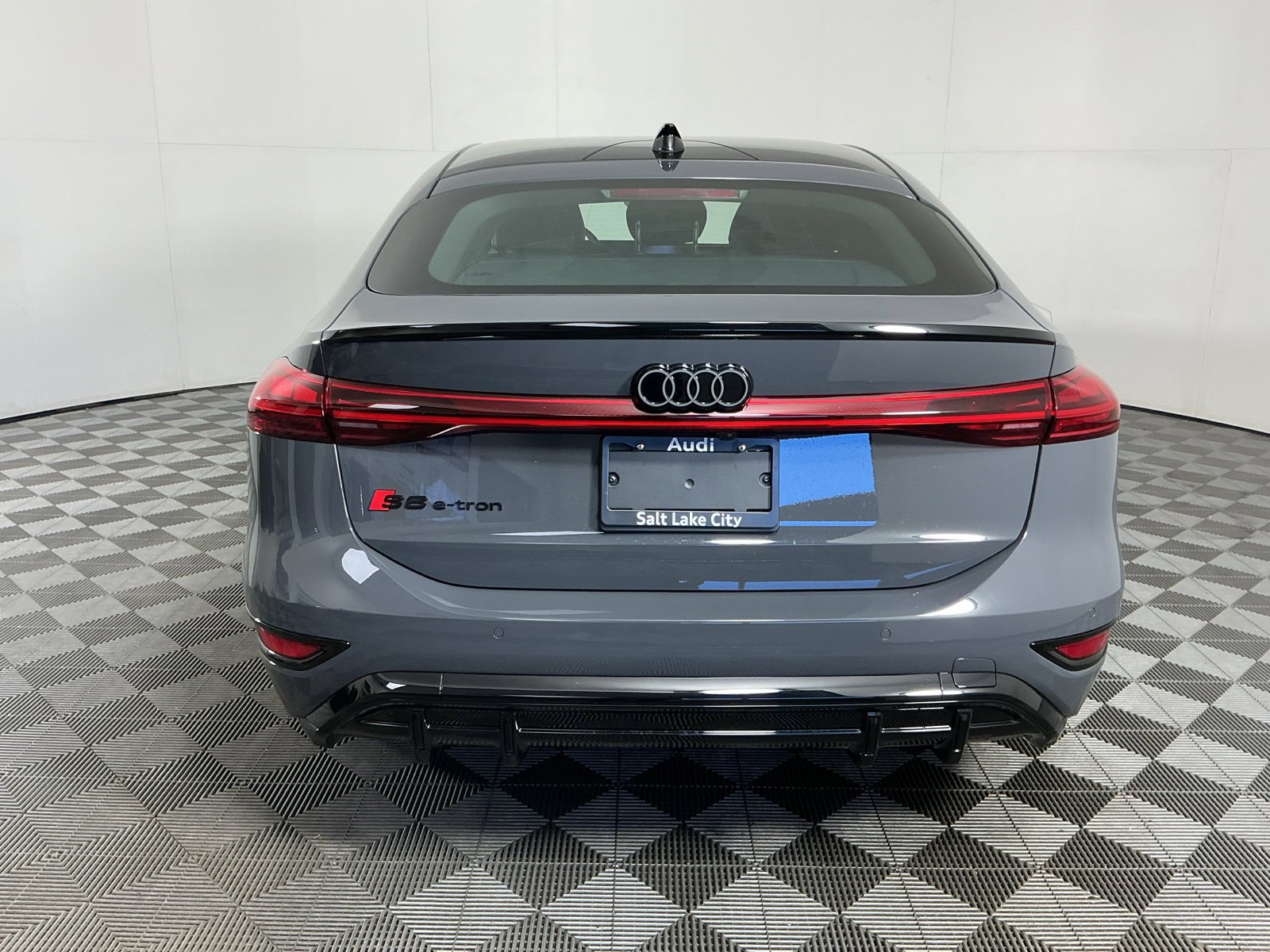 New 2027 Audi S6 e-tron Prestige AWD/4WD image 7