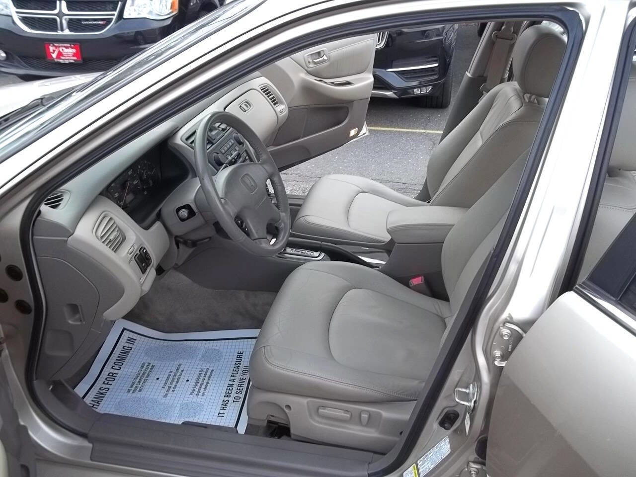 Used 2002 Honda Accord EX image 8