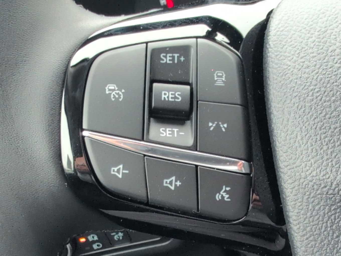 New 2026 Ford Escape Active w/ Tech Pack #1 image 24