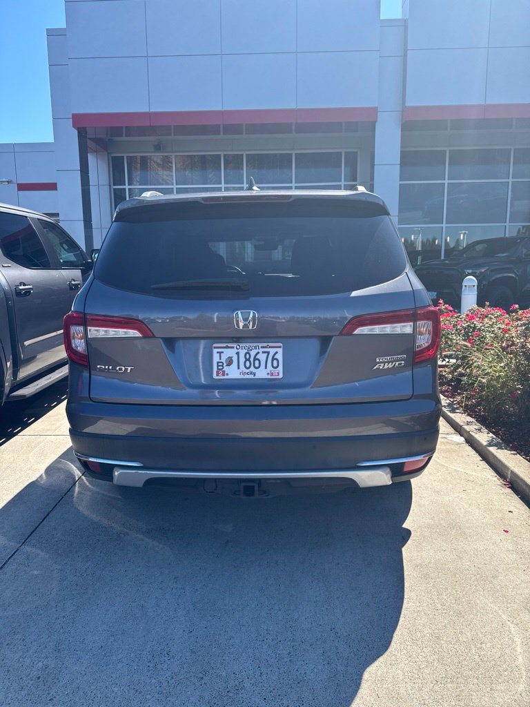 Used 2020 Honda Pilot Touring image 5