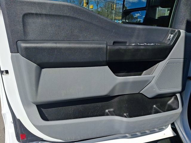 Used 2024 Ford F550 2WD SuperCab Super Duty image 18