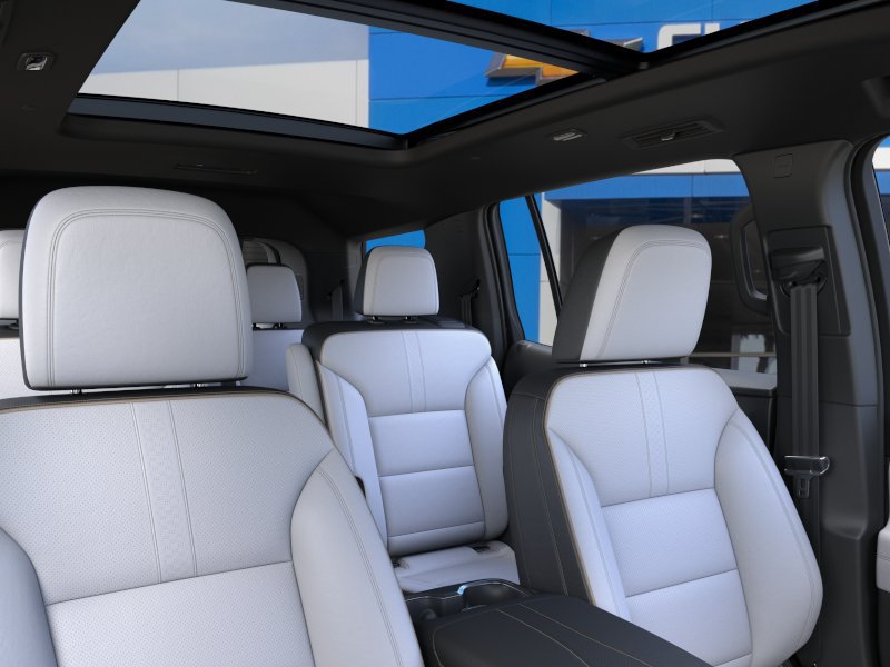 New 2026 Chevrolet Traverse High Country w/ LPO, Floor Liner Package AWD/4WD image 24