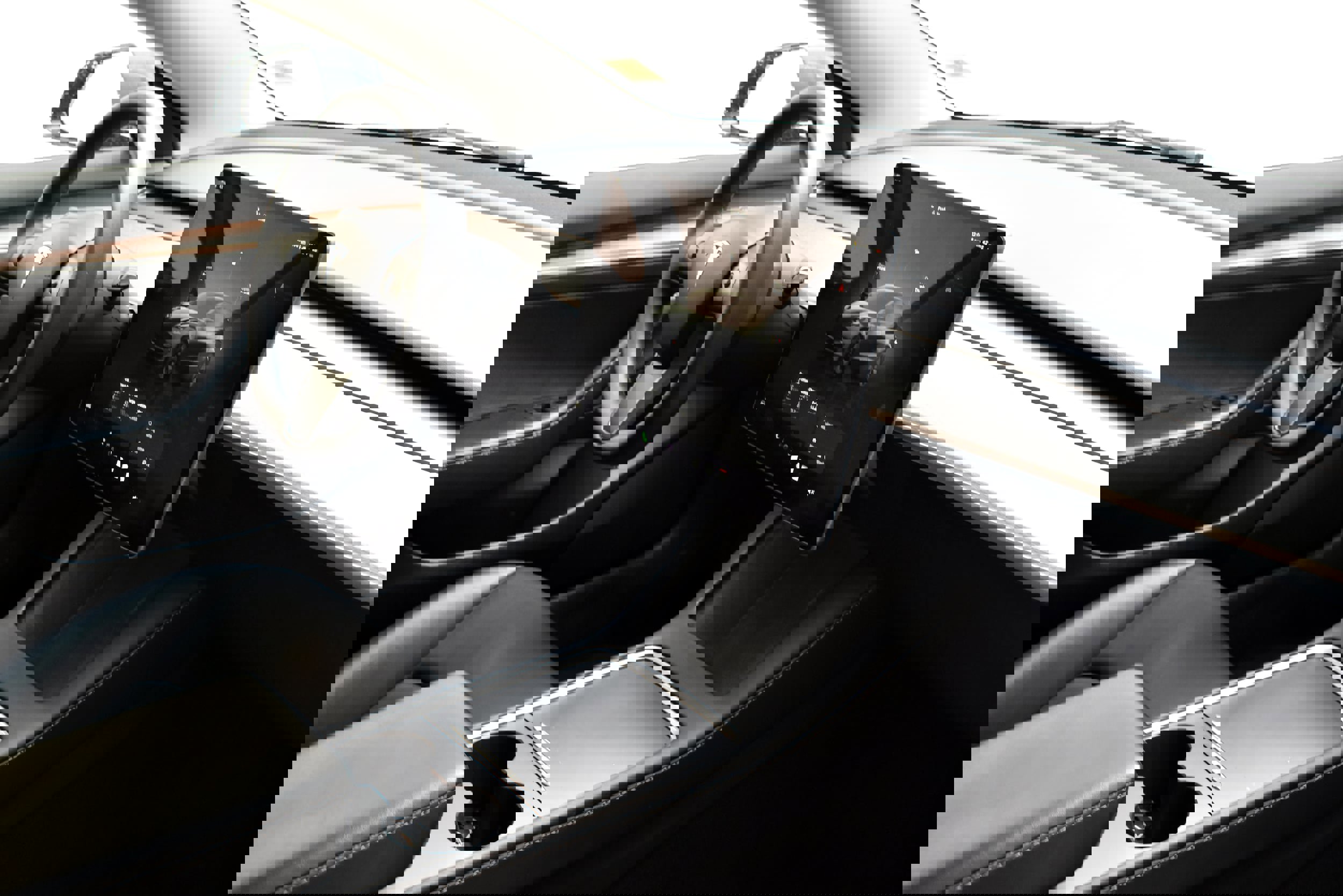 Used 2023 Tesla Model 3 Standard Range image 28