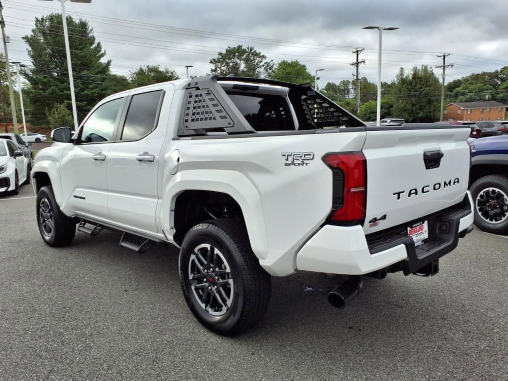 New 2025 Toyota Tacoma TRD Sport image 7