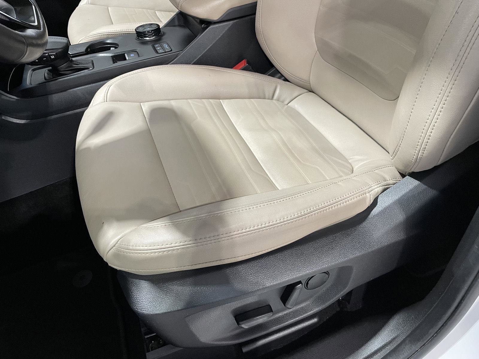Used 2024 Ford Ranger Lariat w/ FX4 Off-Road Package image 16