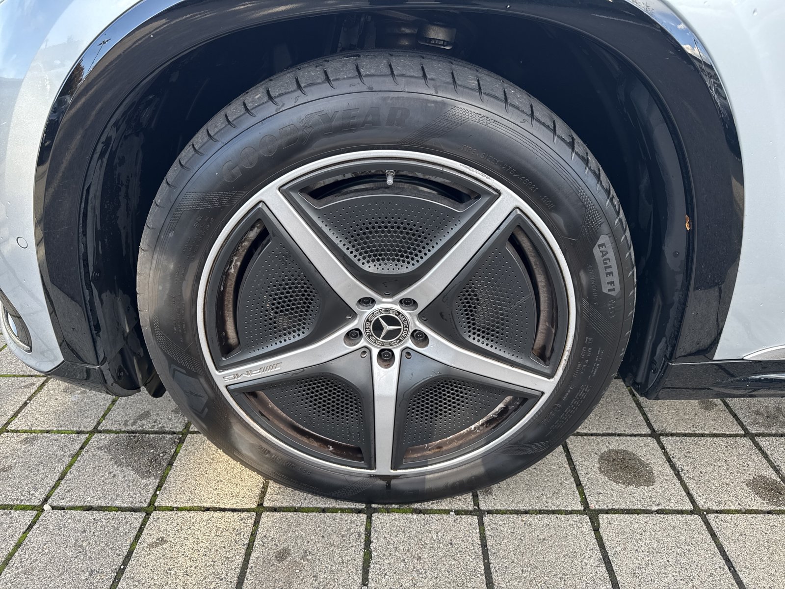 Certified 2023 Mercedes-Benz EQS 450+ 4MATIC SUV image 9