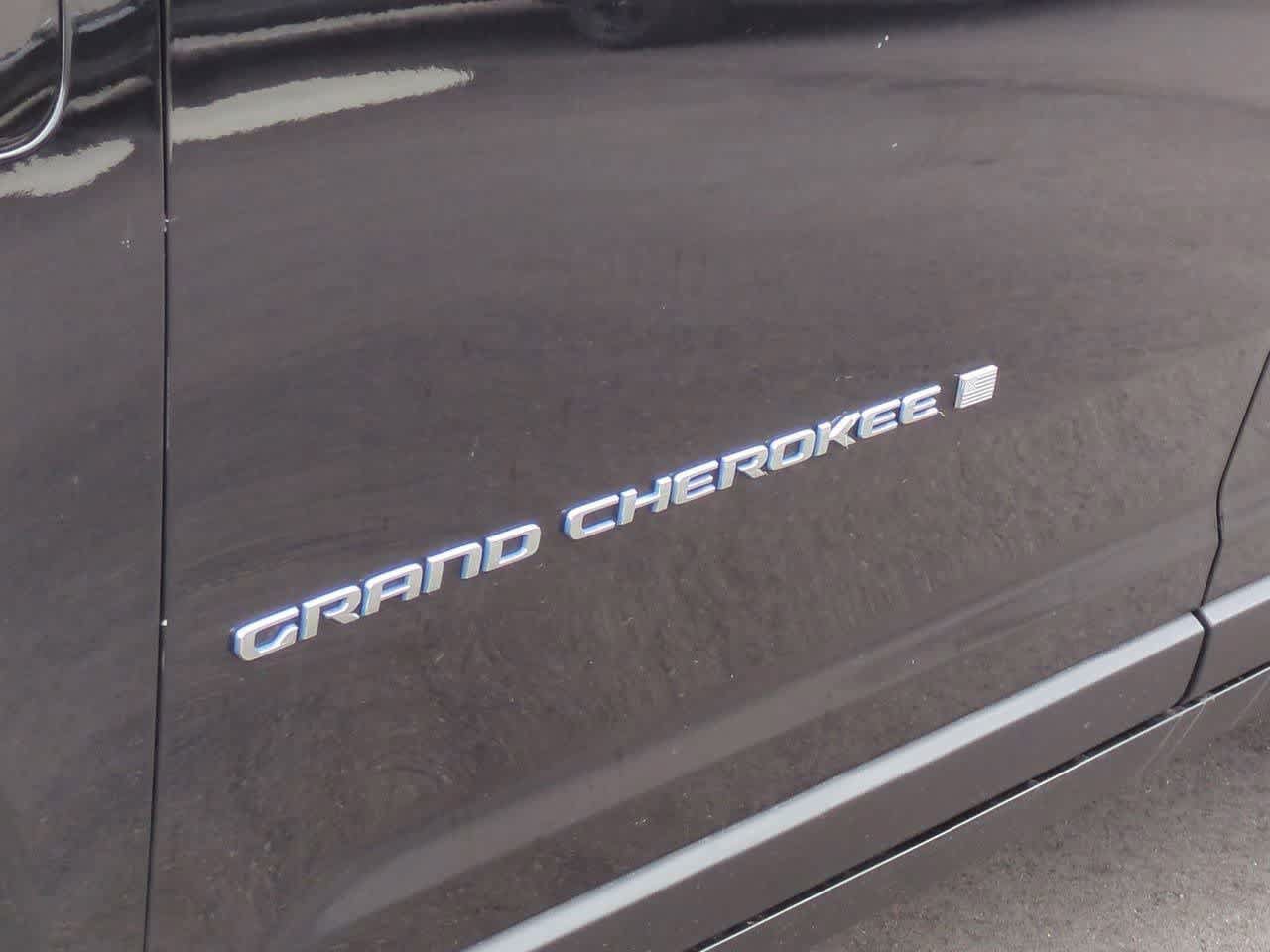 Used 2024 Jeep Grand Cherokee Limited 4xe AWD/4WD image 12