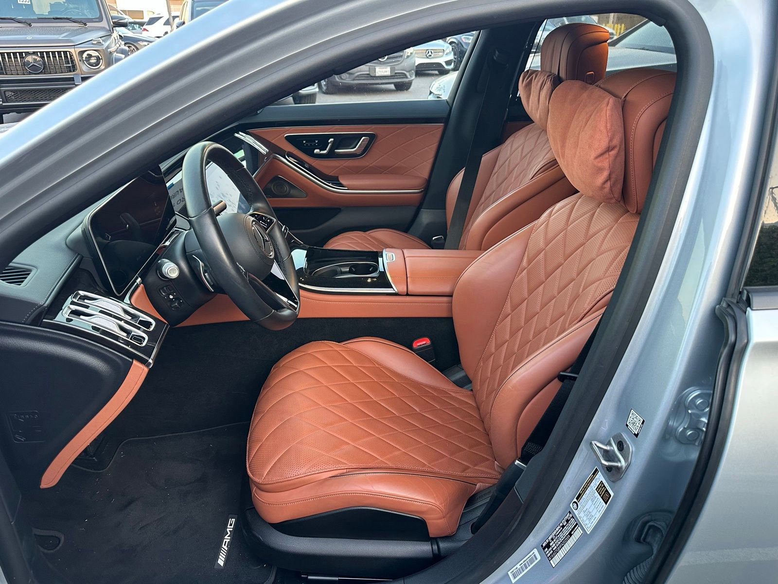 Used 2023 Mercedes-Benz S 580 4MATIC Sedan image 2