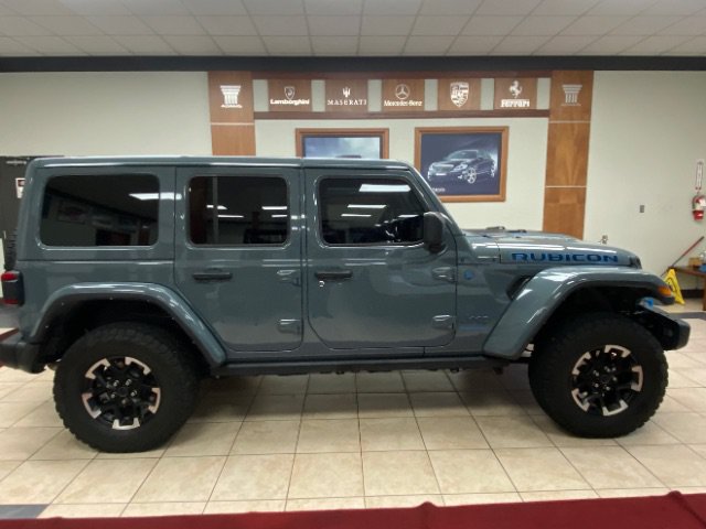 Used 2024 Jeep Wrangler Unlimited Rubicon 4xe AWD/4WD image 3