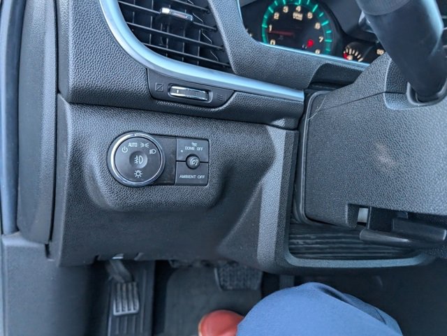 Used 2015 Chevrolet Traverse LT w/ Style and Technology Package image 9