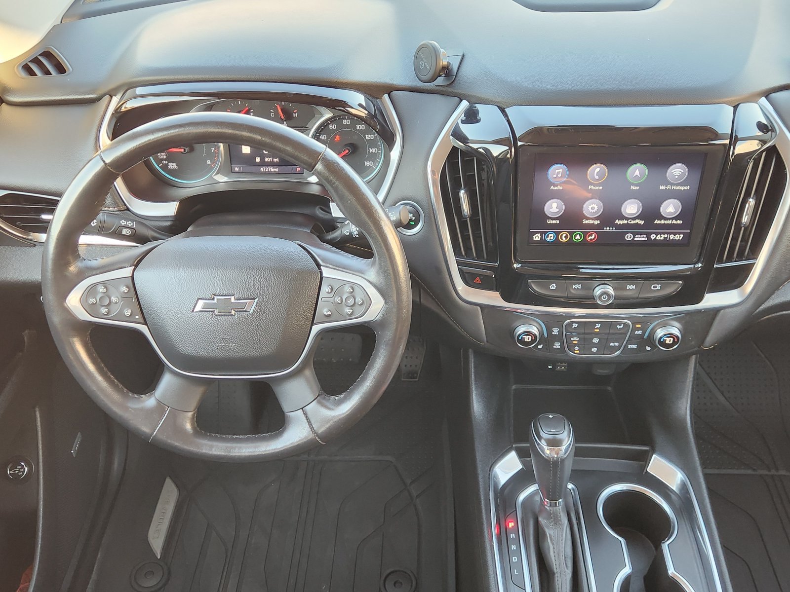 Used 2020 Chevrolet Traverse RS w/ LPO, Floor Liner Package FWD image 31