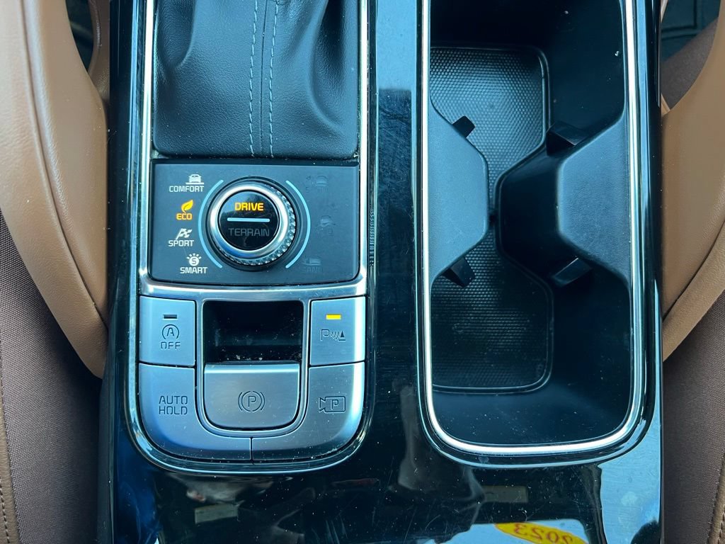 Used 2023 Kia Telluride AWD image 38