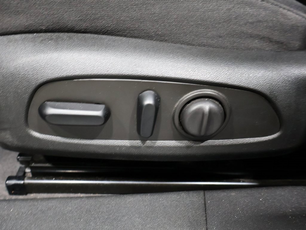 Used 2023 Chevrolet Malibu LT image 13