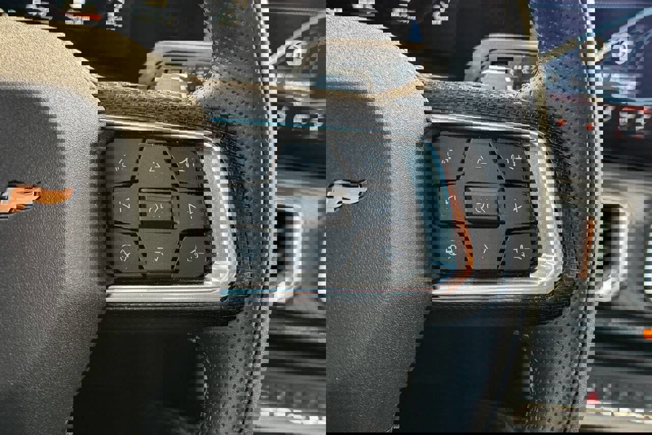 Used 2024 Ford Mustang GT Premium image 32