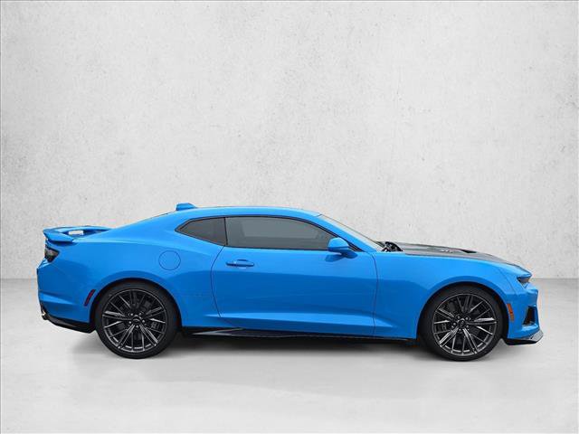 Used 2022 Chevrolet Camaro ZL1 RWD image 4