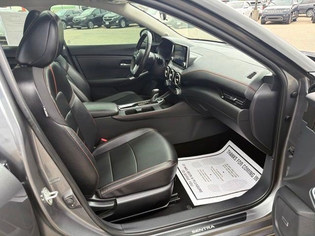 Used 2023 Nissan Sentra SR w/ SR Premium Package FWD image 20