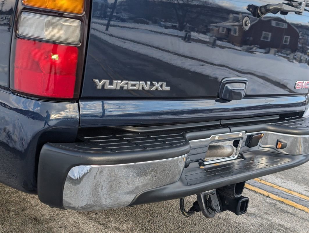 Used 2006 GMC Yukon XL SLT w/ SLT Preferred Equipment Group image 37