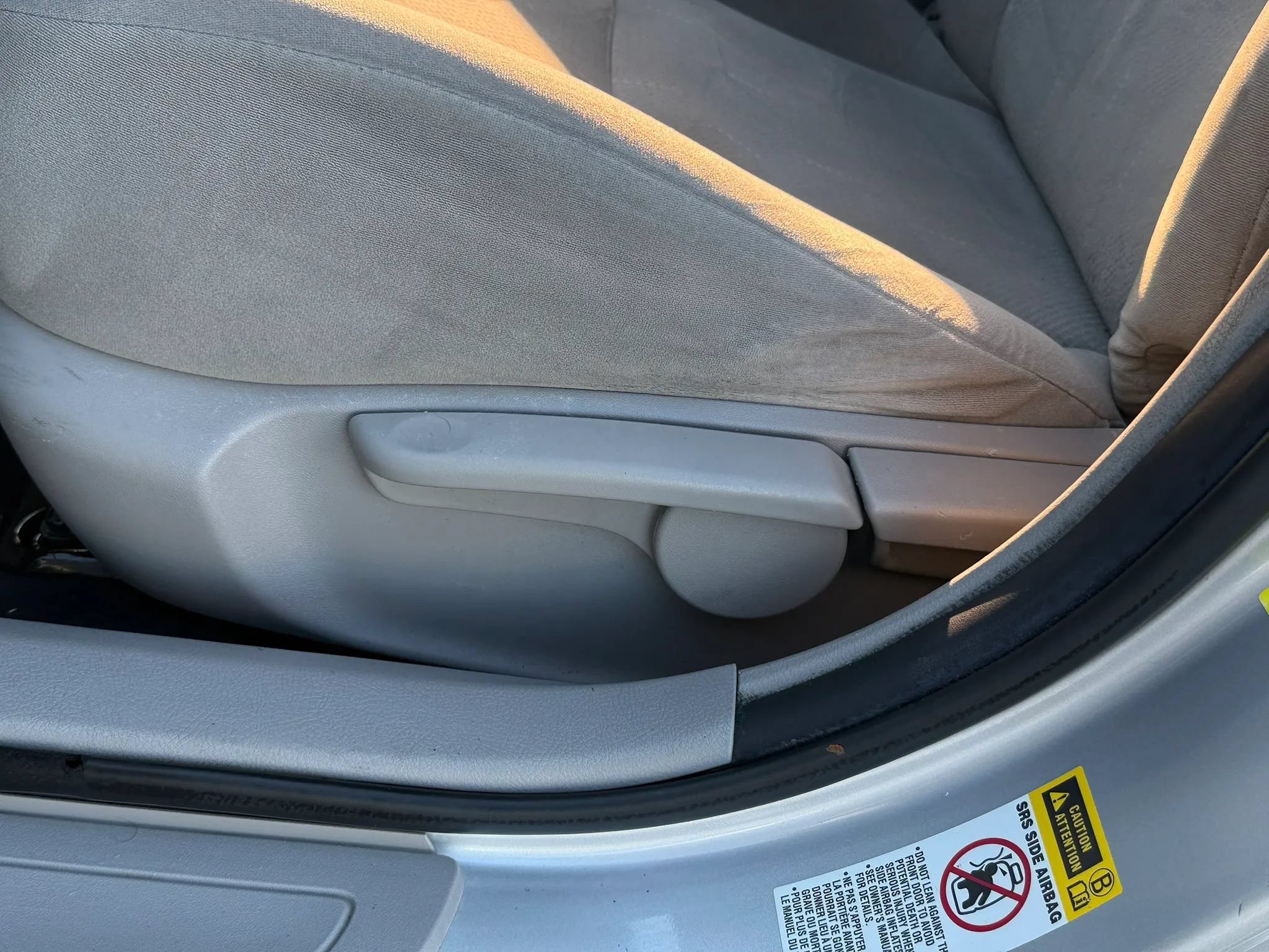 Used 2012 Toyota Corolla L FWD image 20