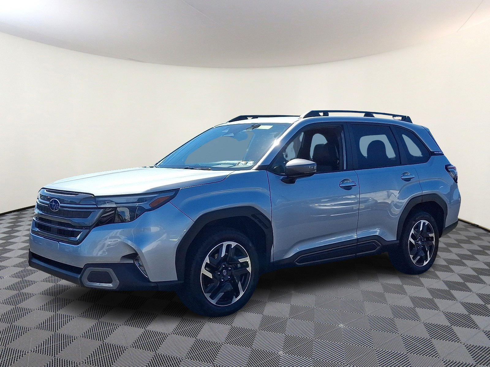 Used 2025 Subaru Forester Limited AWD/4WD image 3