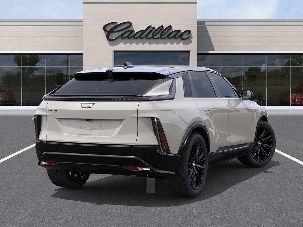 New 2027 Cadillac Lyriq Sport RWD image 4