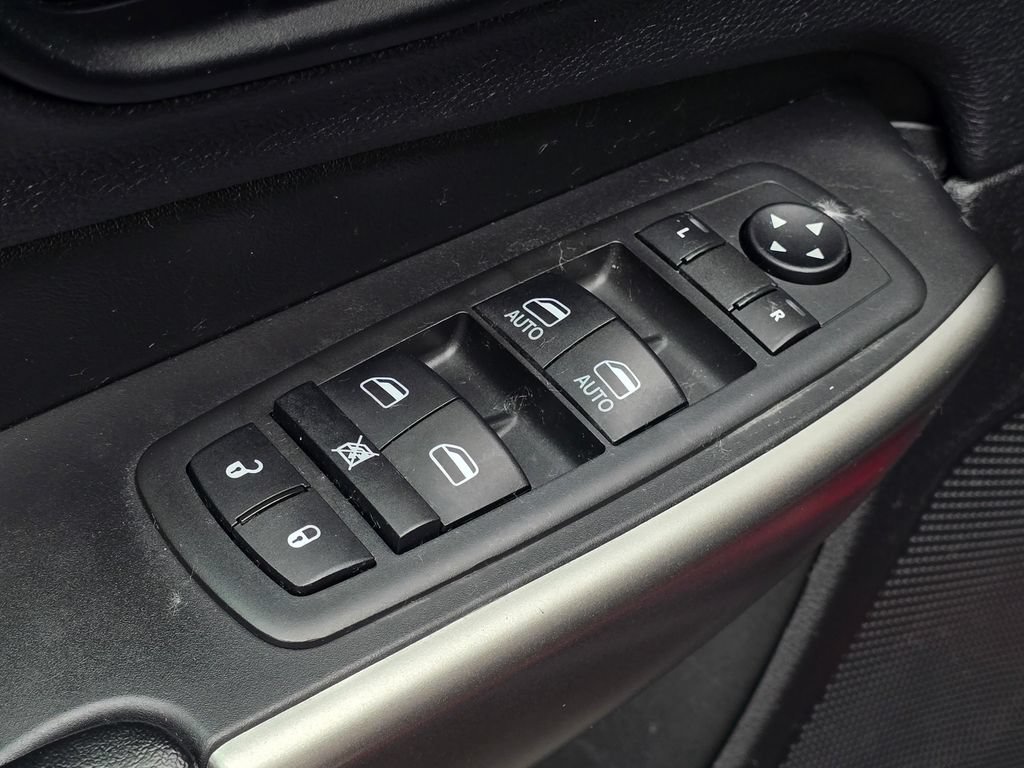 Used 2021 Jeep Cherokee Latitude Lux 80th Anniv w/ Quick Order Package 26U 80TH AWD/4WD image 26