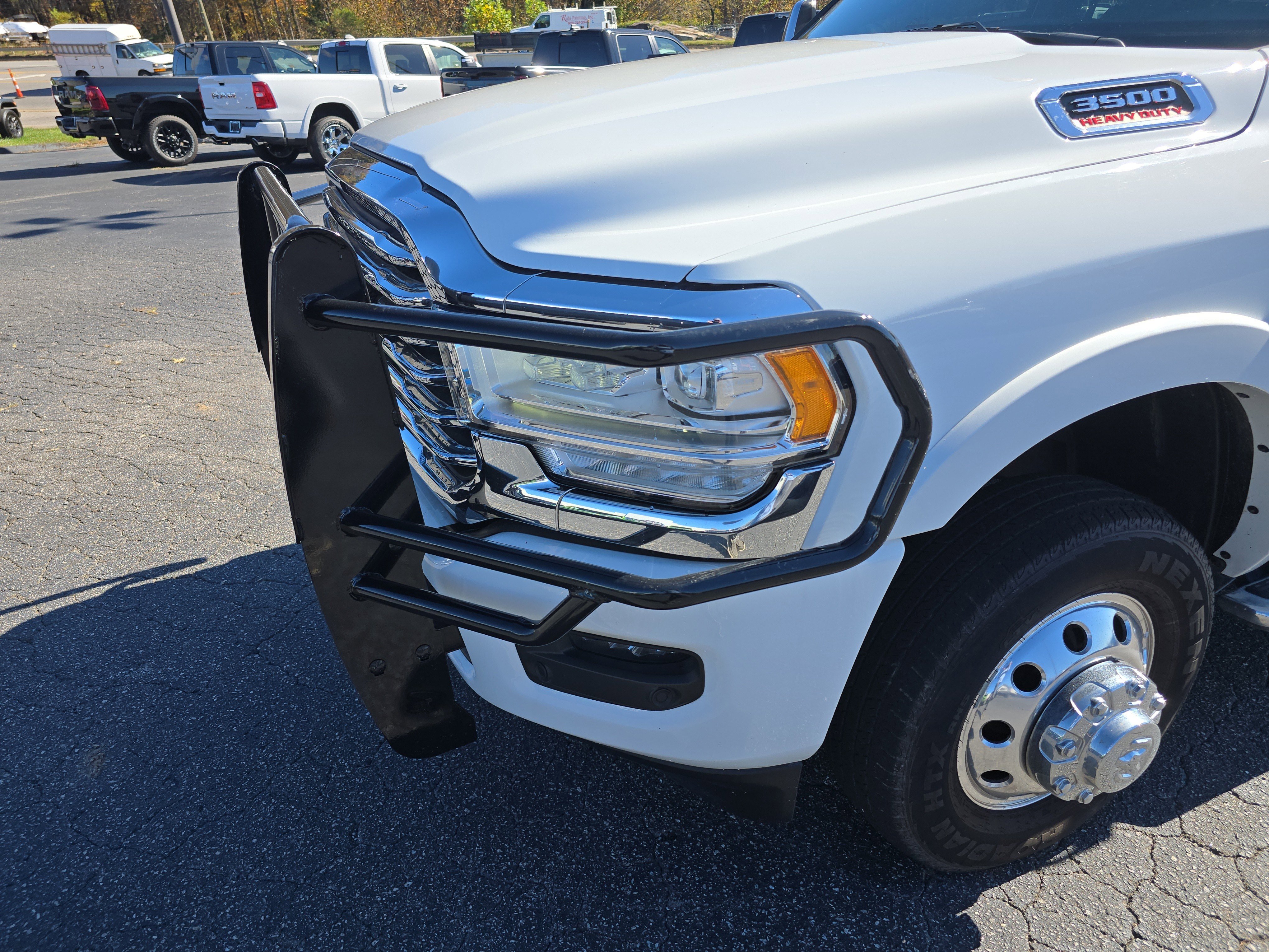 Used 2023 RAM 3500 Limited image 10