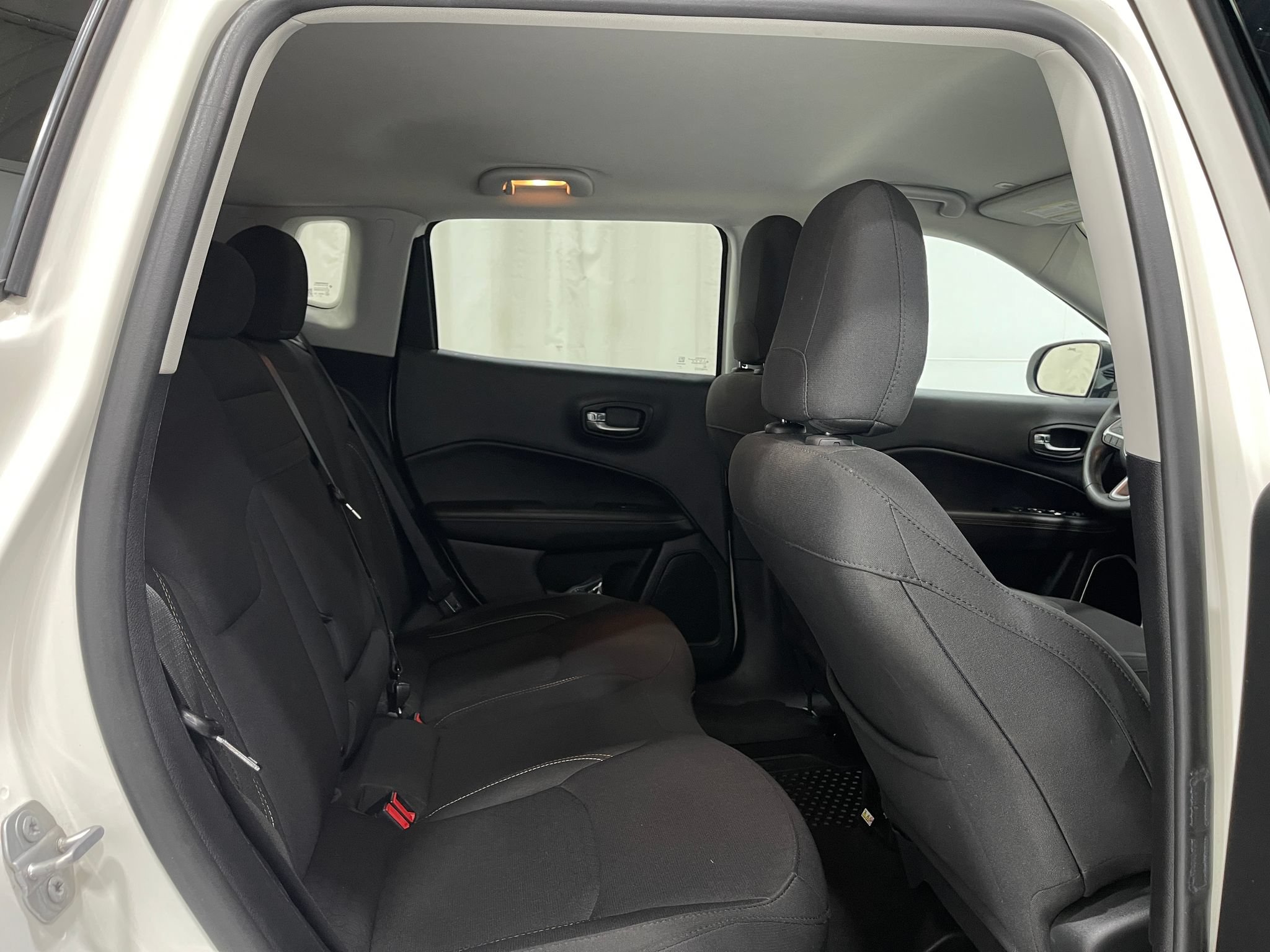 Used 2019 Jeep Compass Sport AWD/4WD image 29