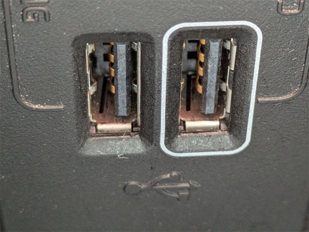 Certified 2022 Volvo XC90 T5 Momentum w/ Climate Package image 23