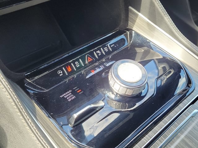 Used 2024 Jeep Wagoneer Series II AWD/4WD image 32