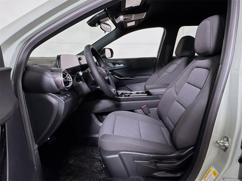 New 2026 Chevrolet Equinox LT image 12