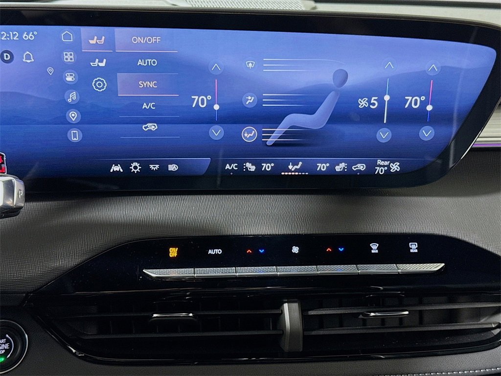 Used 2025 Buick Enclave Preferred image 14