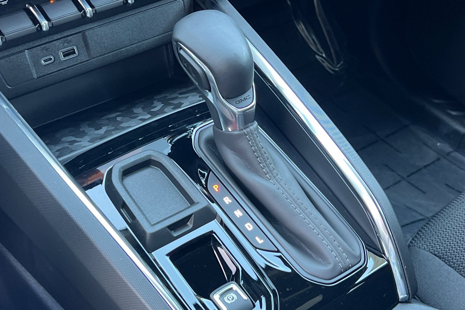 New 2026 GMC Canyon Elevation RWD image 22
