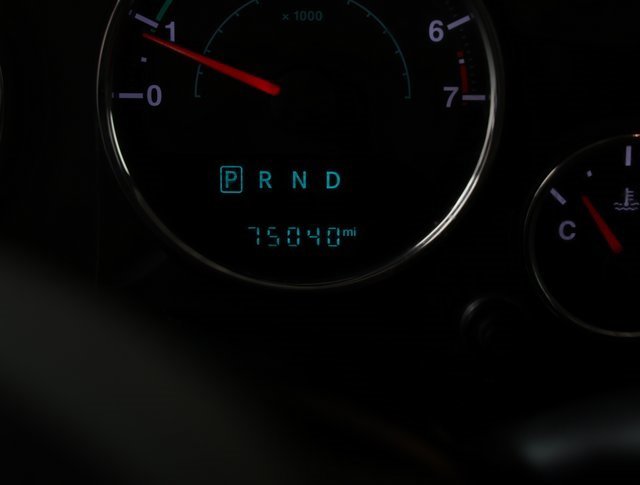 Used 2015 Jeep Wrangler Unlimited Sahara w/ Connectivity Group image 14