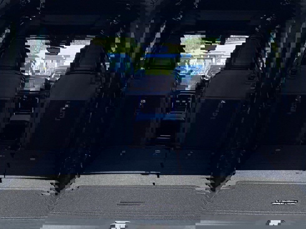 New 2026 Nissan Armada Platinum image 13