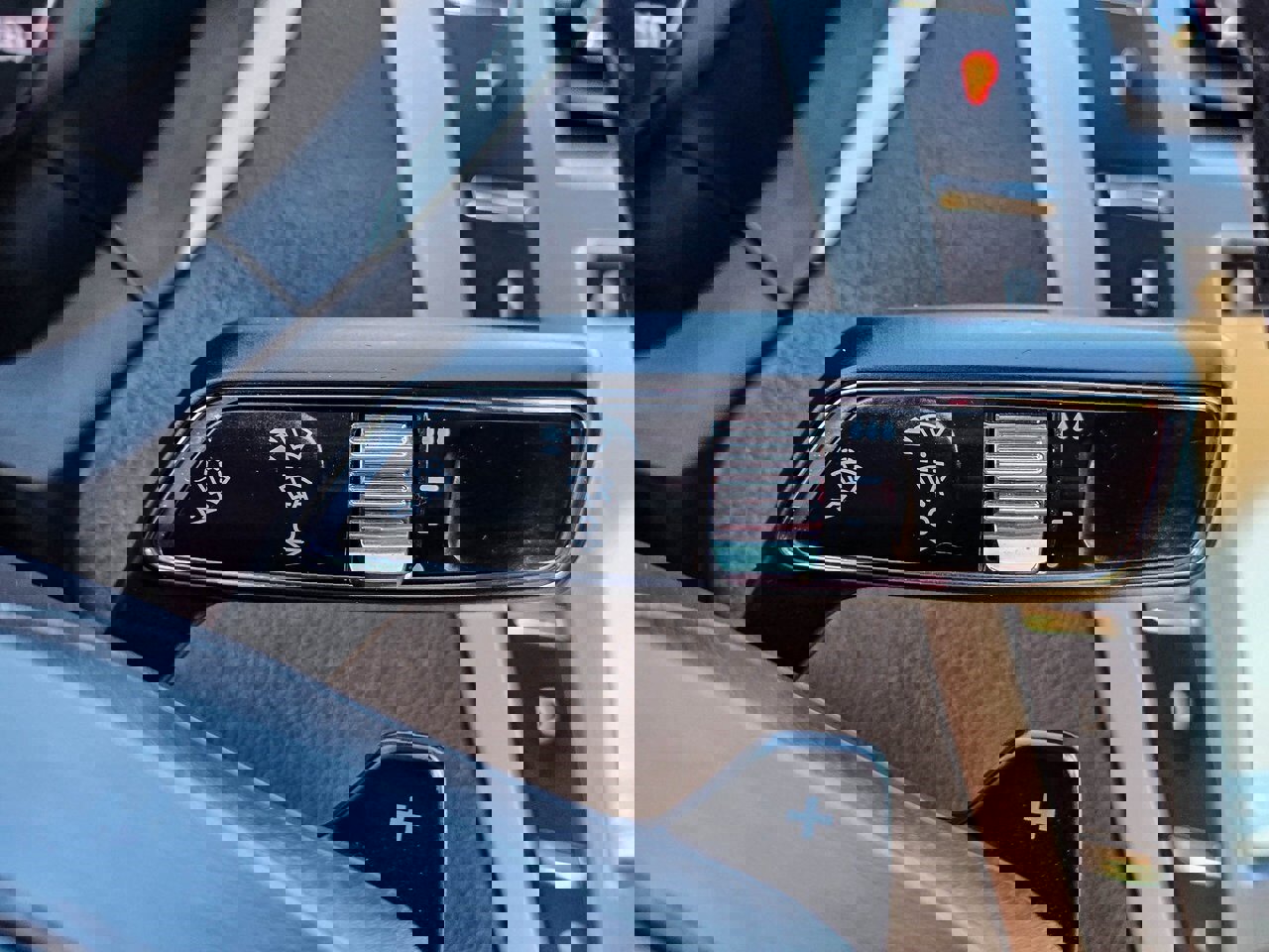 Used 2019 Lincoln MKZ Reserve w/ Luxury Package image 26