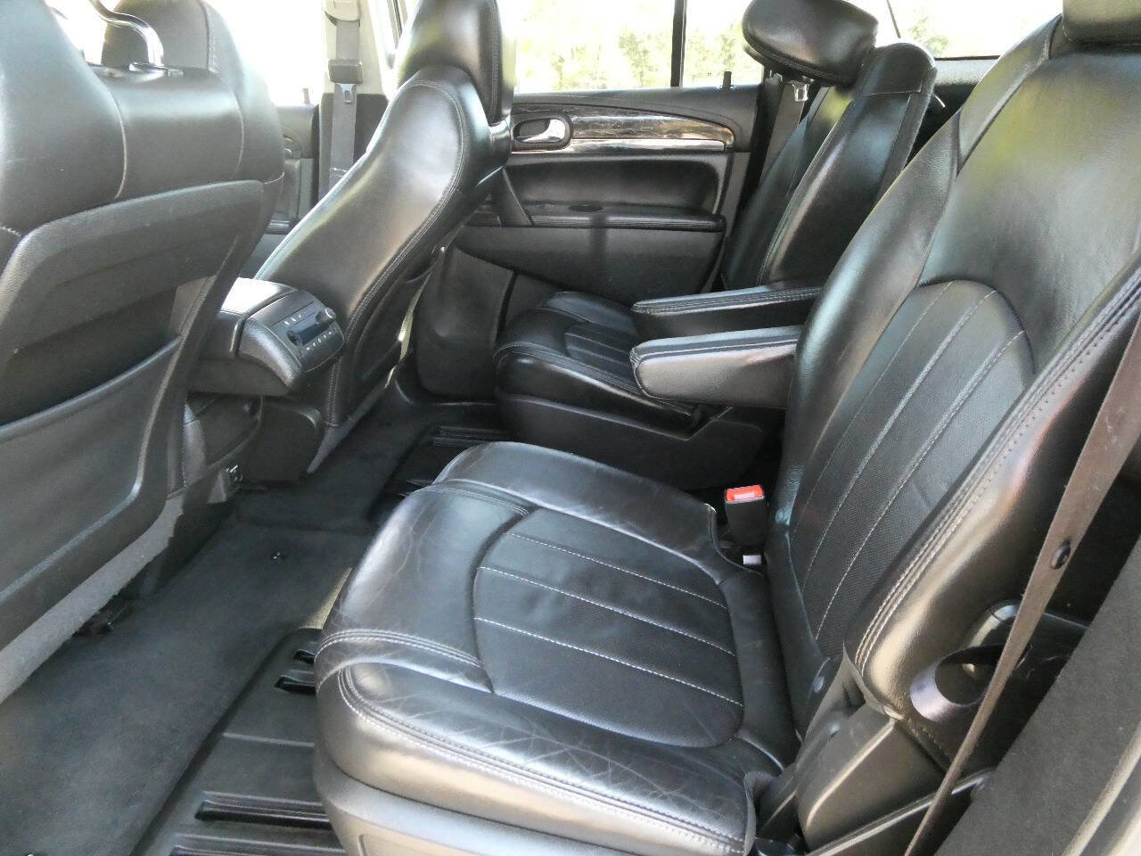 Used 2014 Buick Enclave Leather w/ Trailering Provision Package AWD/4WD image 21