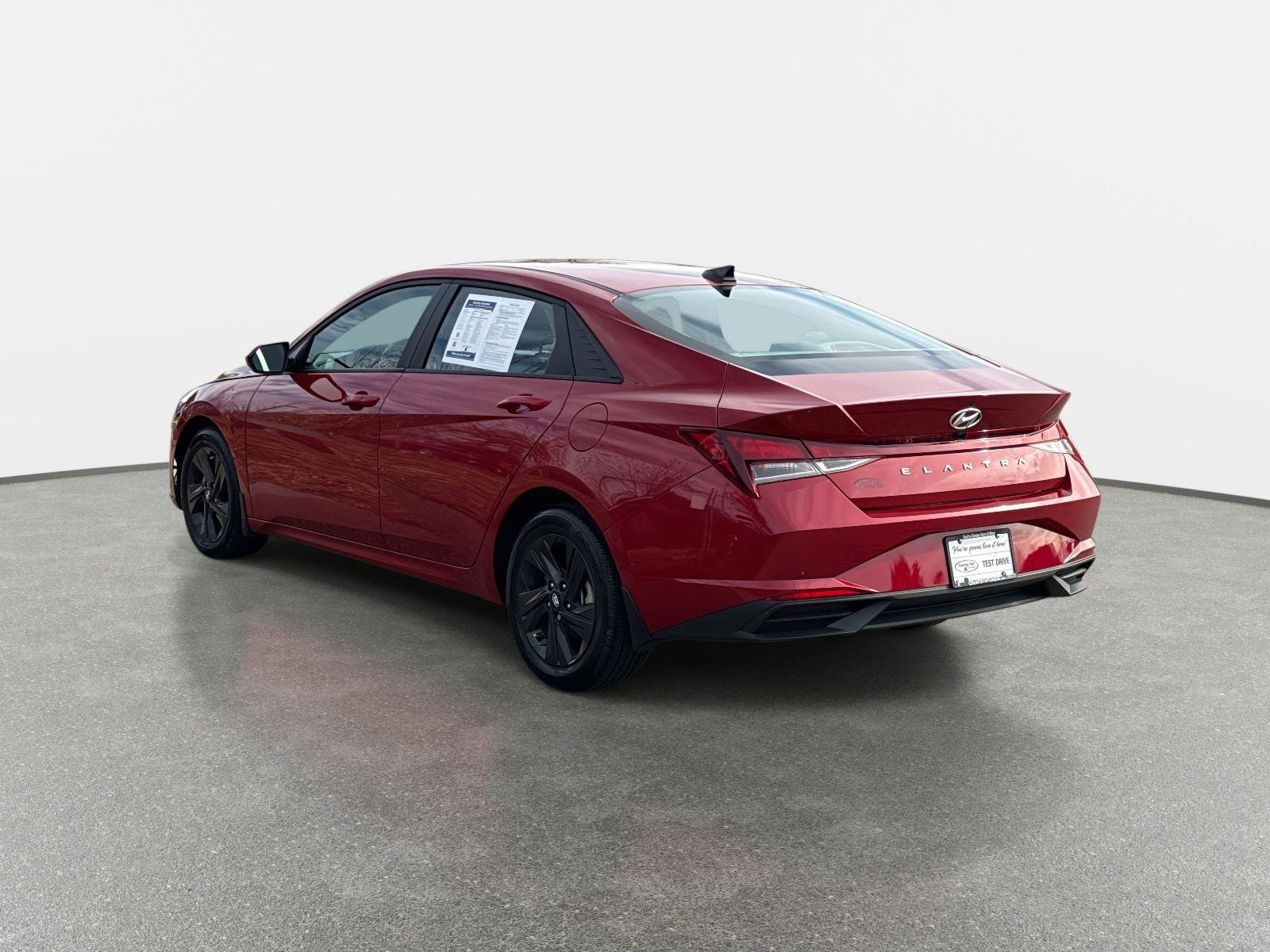 Certified 2023 Hyundai Elantra SEL image 7