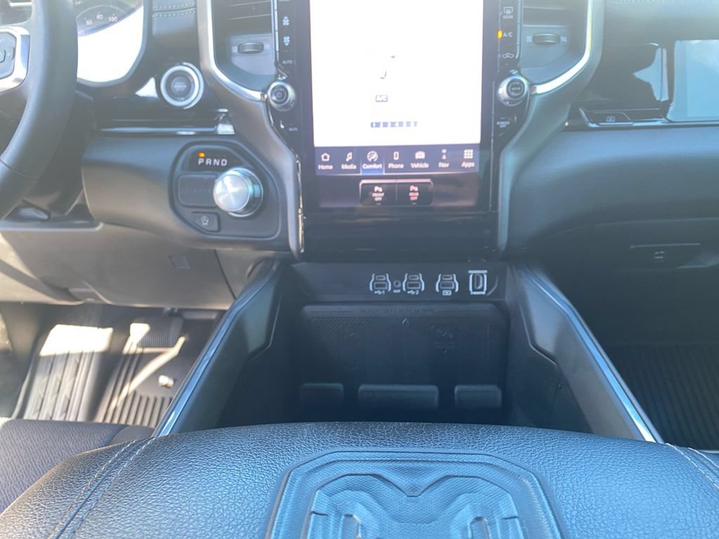 Used 2025 RAM 1500 Laramie RWD image 11