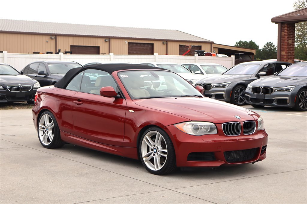 Used 2012 BMW 135i Convertible image 17
