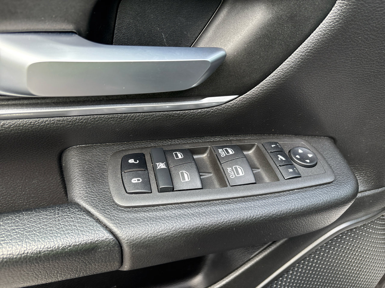 Used 2022 RAM 1500 Big Horn image 15