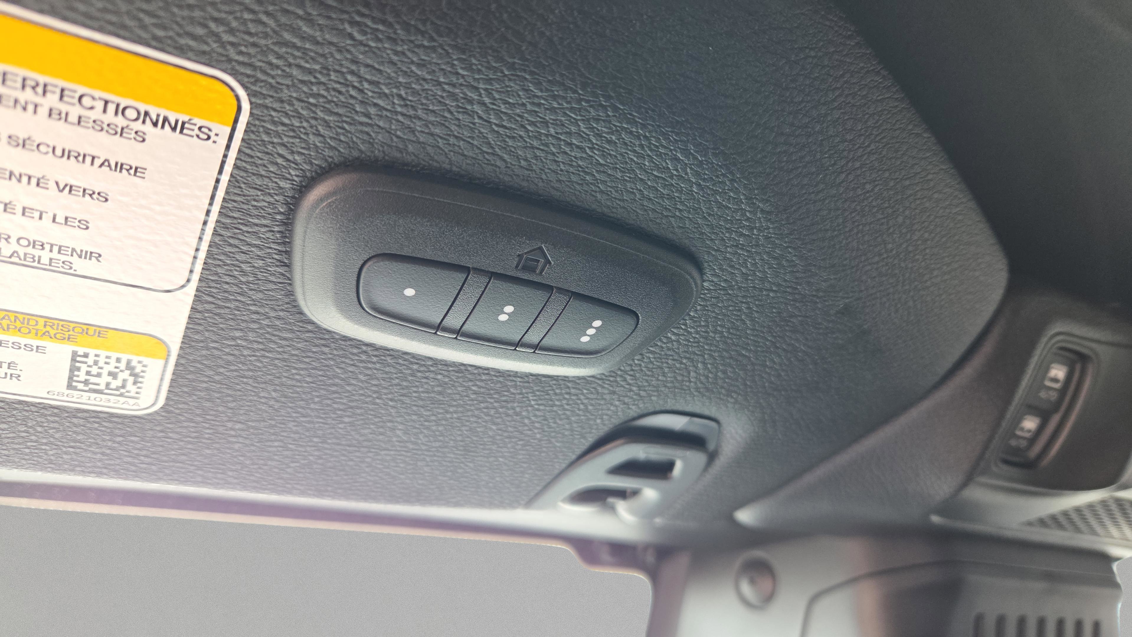 Used 2025 Jeep Wrangler Unlimited Rubicon 392 image 30