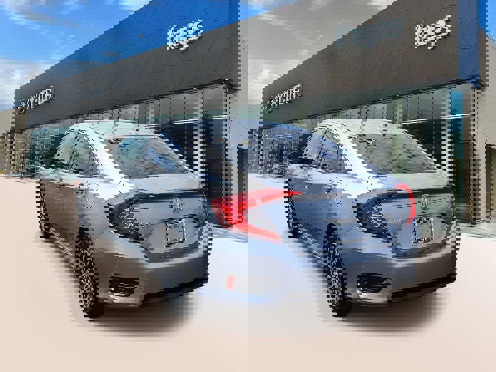 Used 2017 Honda Civic EX image 7