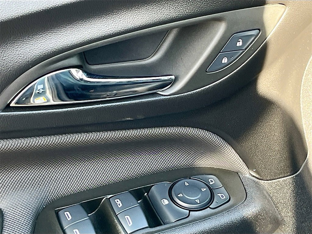 Used 2024 Chevrolet Equinox RS image 17