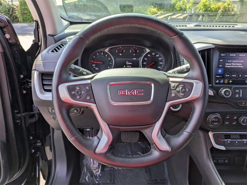 Used 2023 GMC Terrain SLT image 18