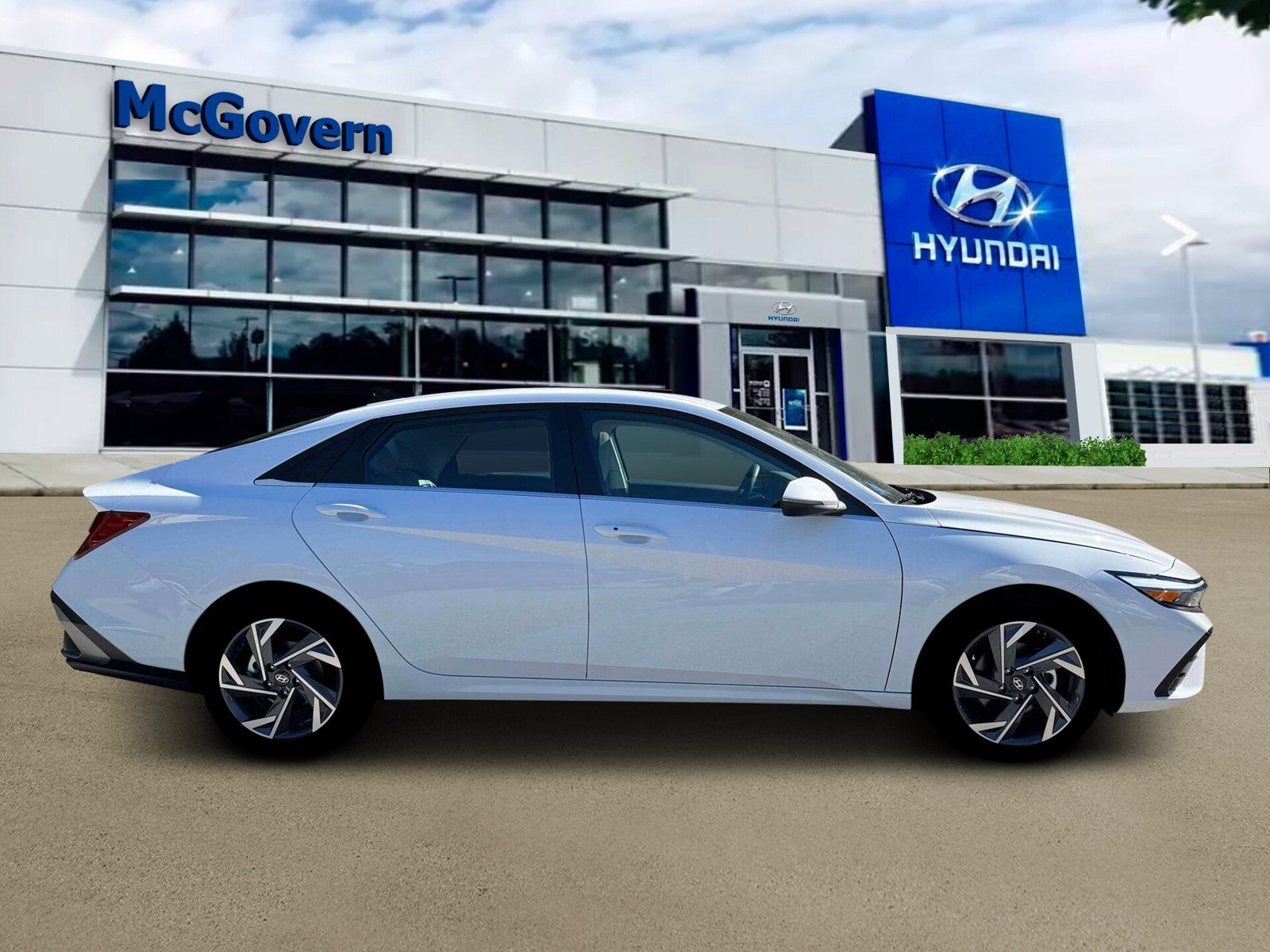 New 2026 Hyundai Elantra Limited FWD image 9