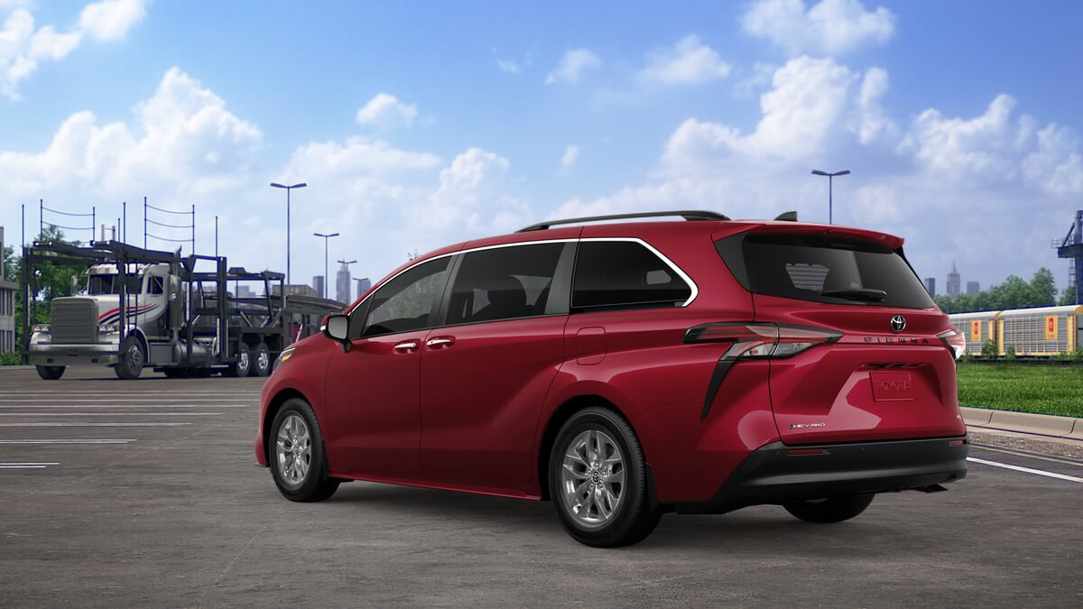 New 2026 Toyota Sienna XLE AWD/4WD image 6