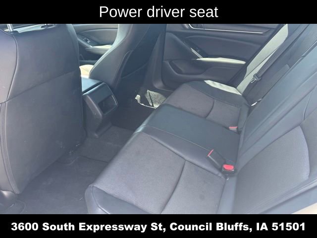 Used 2018 Honda Accord Sport image 14